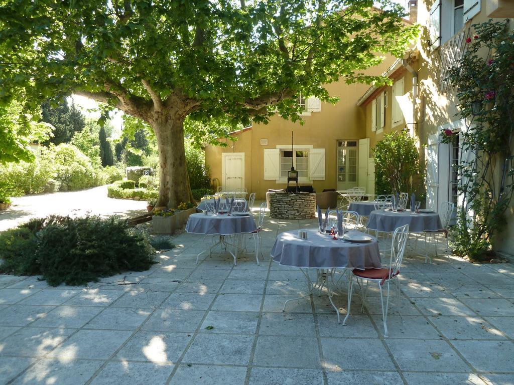 Mas De Valiguiere Hotel Saze  Exterior photo