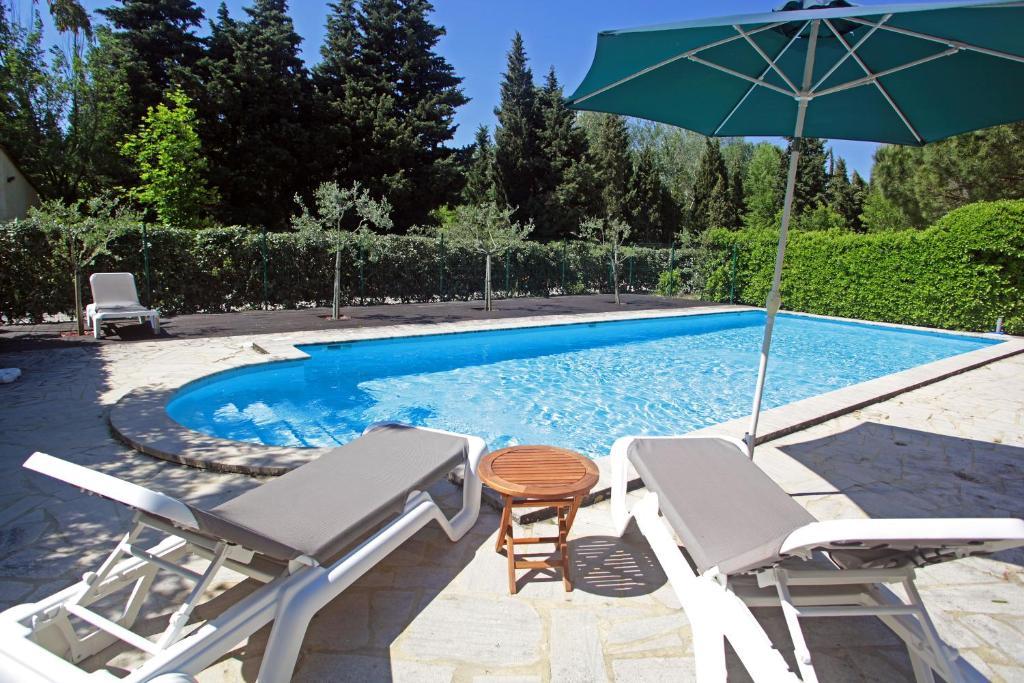Mas De Valiguiere Hotel Saze  Exterior photo